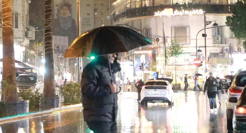 الأردن تستقبل عيد الفطر ببرودة وأمطار متفرقة ا
