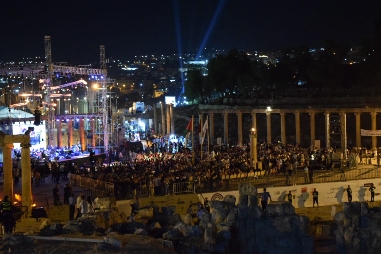 أيمن سماوي، "تعالوا نُكمل الحكاية".