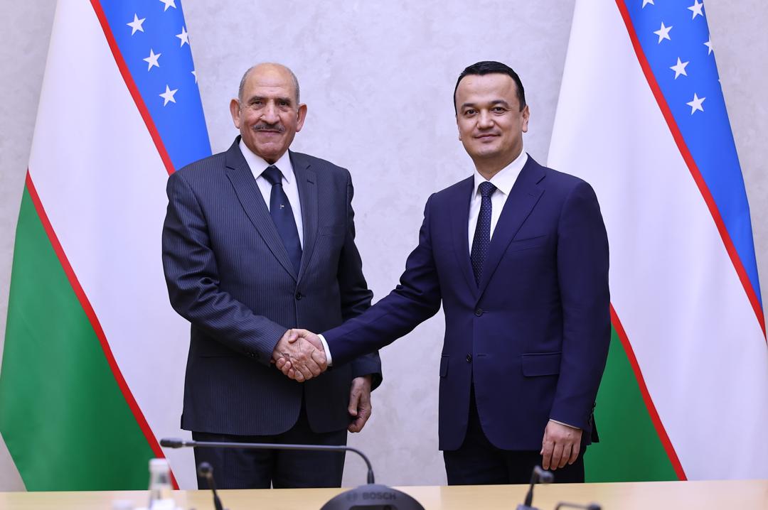 الذنيبات يبحث مع وزير الاستثمار الاوزبكي التعاون في صناعة الأسمدة الفوسفاتية واقامة مشاريع استثمارية استراتيجية طشقند -